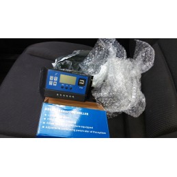 Branded solar regulator 60a 12v 24v controller
