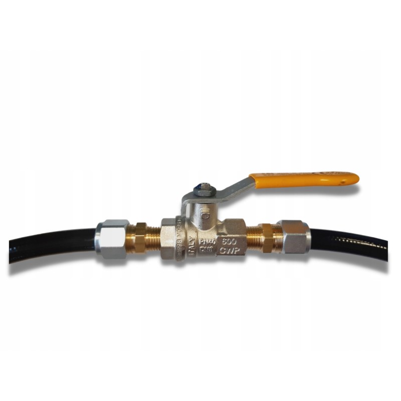 Valve for thermoplastic gasbank refueling hose