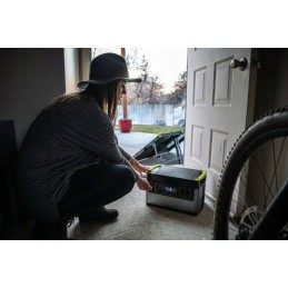 Goal zero yeti 1000x power station 983wh 1500w for 9 devices