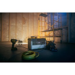 Goal zero yeti 1000x power station 983wh 1500w for 9 devices