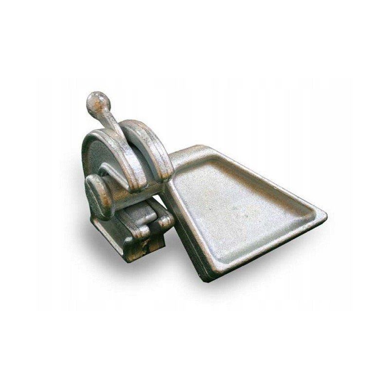 Upper hinge of the rear side of the tipper turret