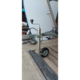 Maneuverable support wheel with handle 200 kg
