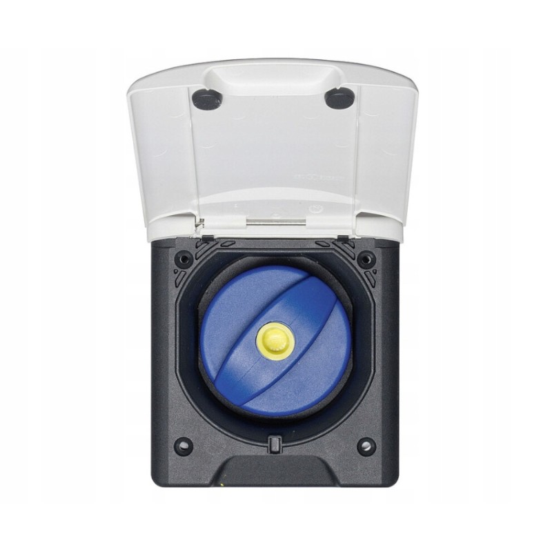 Magnetic white water inlet socket with flap