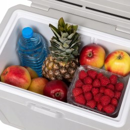 Portable refrigerator with yeticool et18 compressor