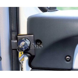 Door security with a key for Fiat Ducato