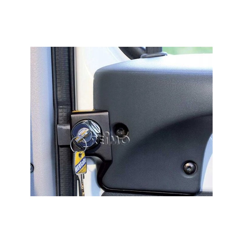 Door security with a key for Fiat Ducato