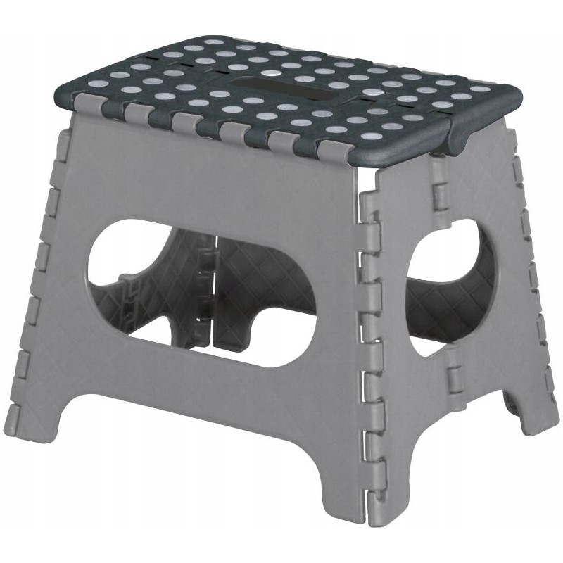 Folding entry step for eurotrail camper