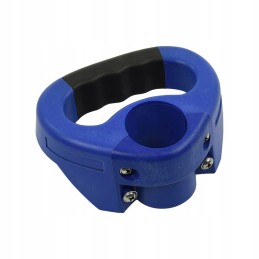 Trailer maneuvering handle for the support wheel