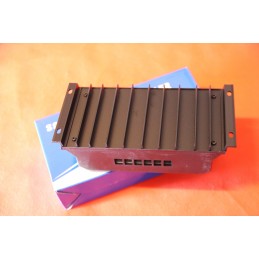 Proprietary solar controller 40a LCD 12 24v