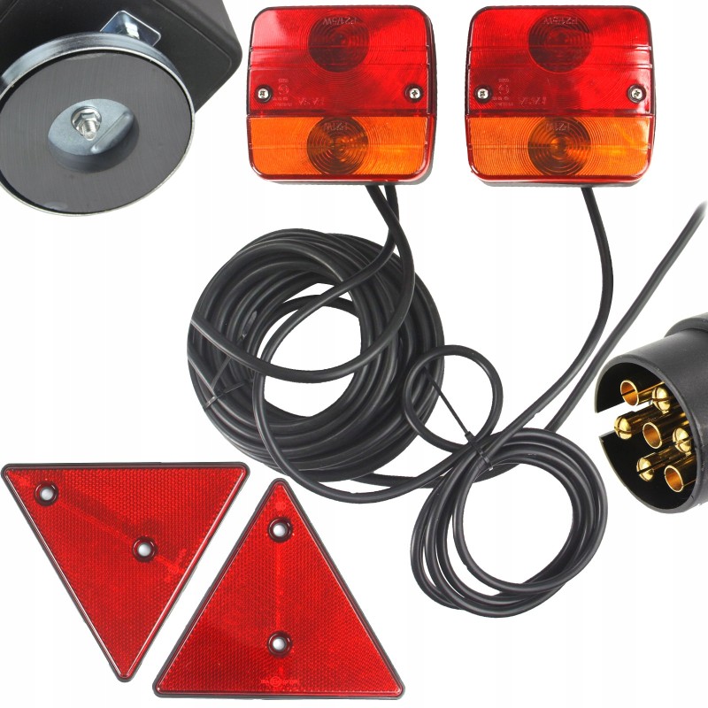 A set of lamp lights for a magnet tow truck trailer
