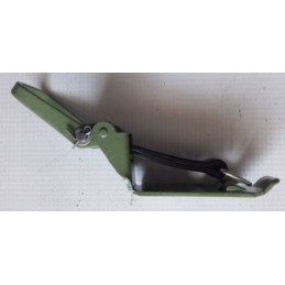 Attachment of the broom shovel and bus handle holder