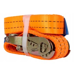 3m 35mm 2t lashing strap securing trailer load