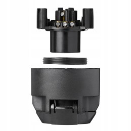 13-pin trailer hitch socket with switch