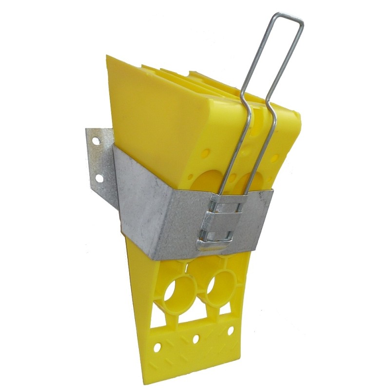 Plastic wheel chock with metal bus mounting