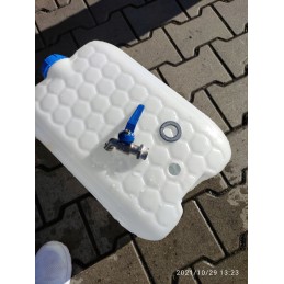 Water bank canister with tap, 20 liters