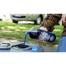 Woshup liquid for the toilet cassette in a camper trailer, bubble gum