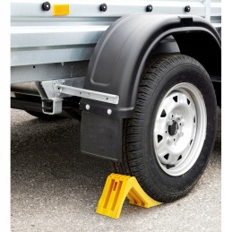 Folding wheel chock with approved wheel lock