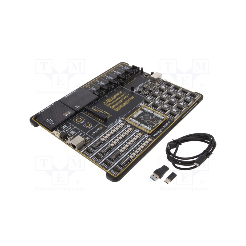 1 pcs x MIKROE - FUSION FOR PIC32 V8 + PIC32MX795F512L - Dev.kit: Microchip PIC, Fusion v8, Comp: PIC32MX795F512L