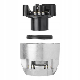 13-pin trailer hitch socket with aluminum switch