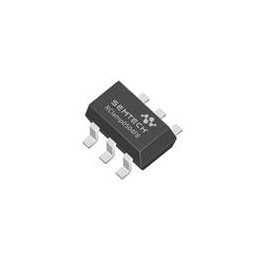 1 pcs : RCLAMP0504FBTCT - TVS Diodes / ESD Suppressors 4-LINE 5V TVS, ESD and EOS Protection