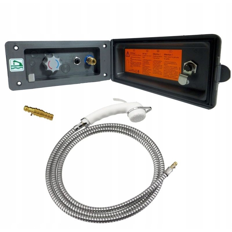 External shower connection for reich trailer