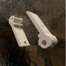 Dometic fridge freezer hinge, white, black