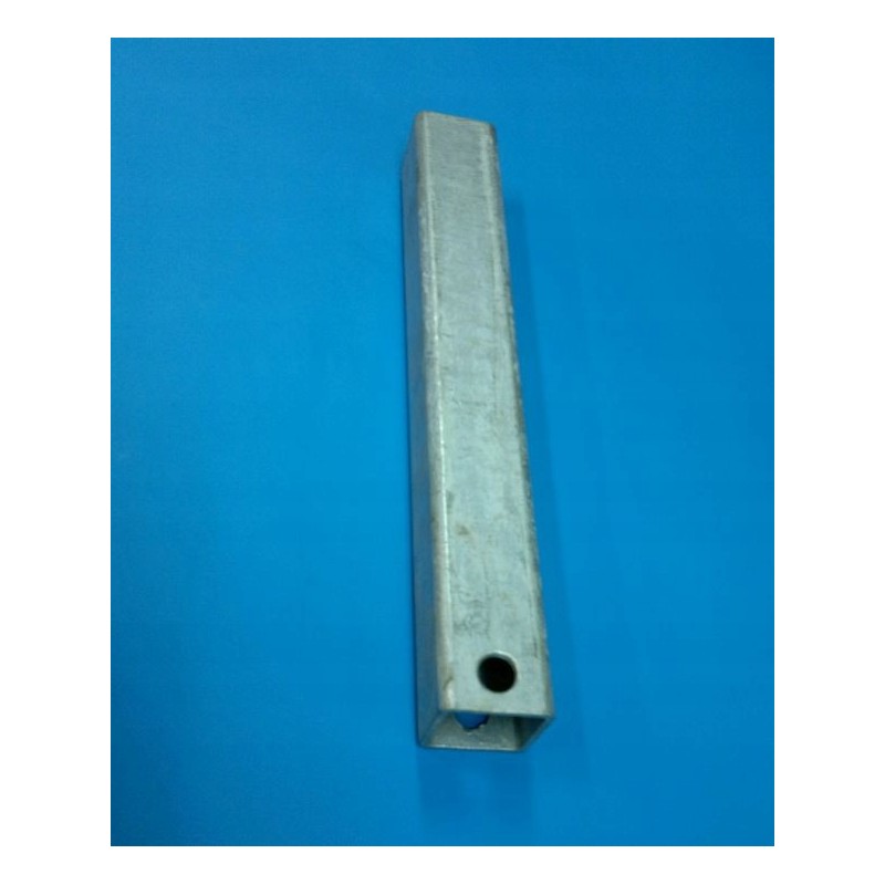 Guide for the screw support of unknown trailers