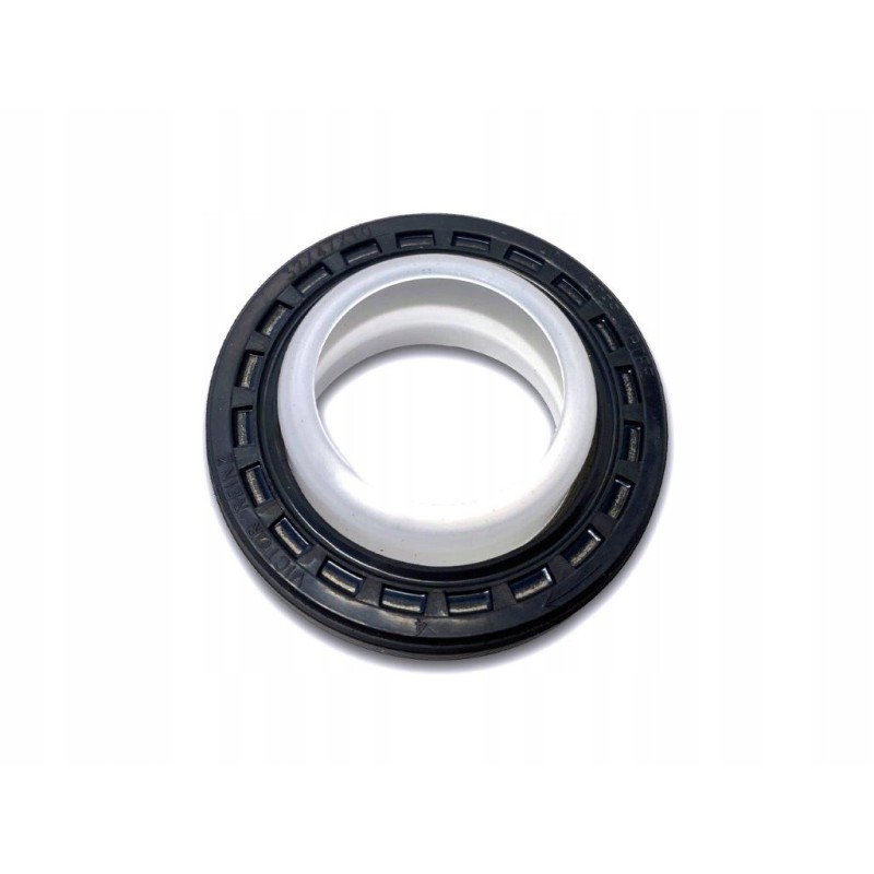 Camshaft seal for a Linde forklift