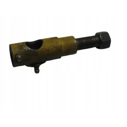 The end of the steering rod is a longitudinal trolley