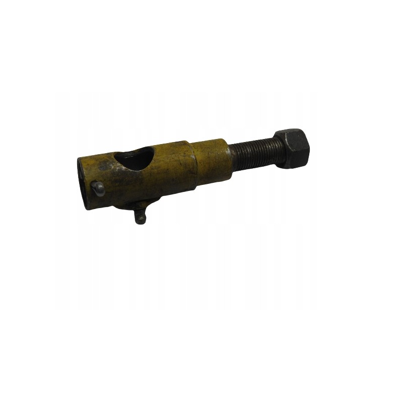 The end of the steering rod is a longitudinal trolley