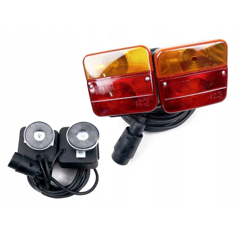 Magnetic rear light set for trailer