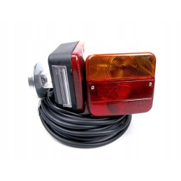Magnetic rear light set for trailer