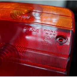 Magnetic rear light set for trailer
