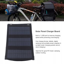 Foldable solar charging panel with