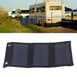 Foldable solar charging panel with