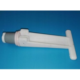 Drain for the clean water tank of a camper trailer