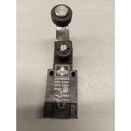 Jungheinrich VDE0660 085 2581 limit switch