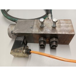 Forklift hydraulic distributor