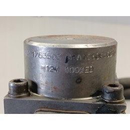 Forklift hydraulic distributor