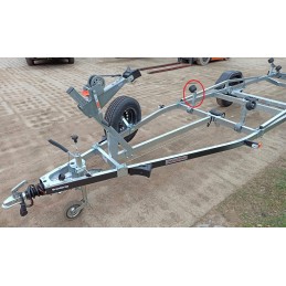 Side roller, single roller support for the boat on a 40x40 brenderup profile