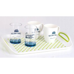 Dish drainer, dish dryer with tray