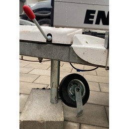 The maneuvering support wheel of the alco trailer is galvanized