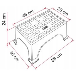 Entrance step to the Magnum Fiamma camper