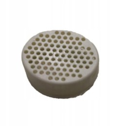 Chimney strainer for exhaust gas outlet of Dometic refrigerator grill