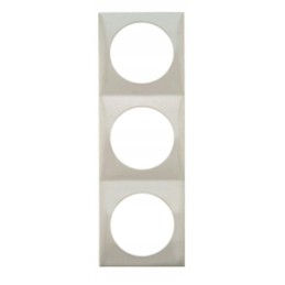 Integro 3 Berker triple frame