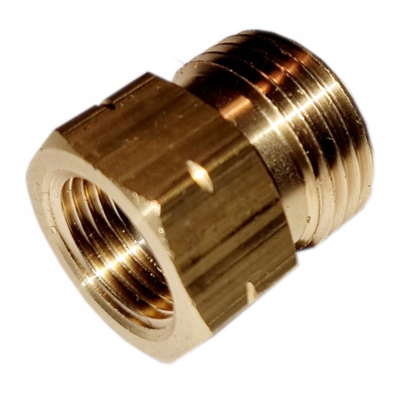 Reduction from an 11 kg cylinder to a tourist cylinder