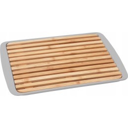 Brunner cutting board - a place for crumbs