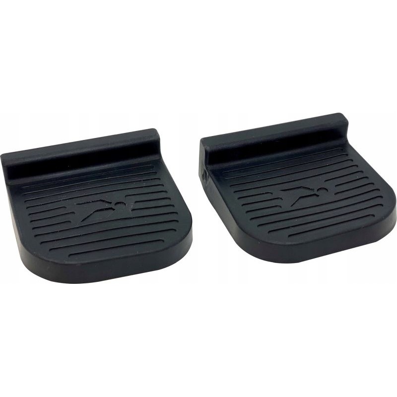 Anti-slip pads for trailer supports