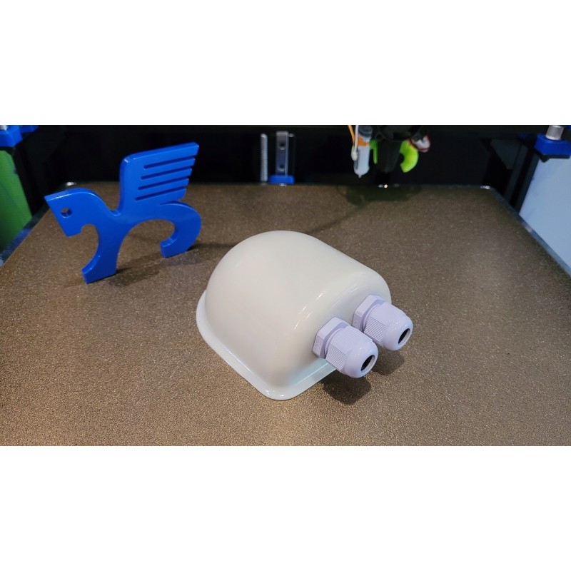 Roof cable entry for solar camper