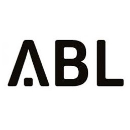 The flap of the external CEE water socket is magnetic